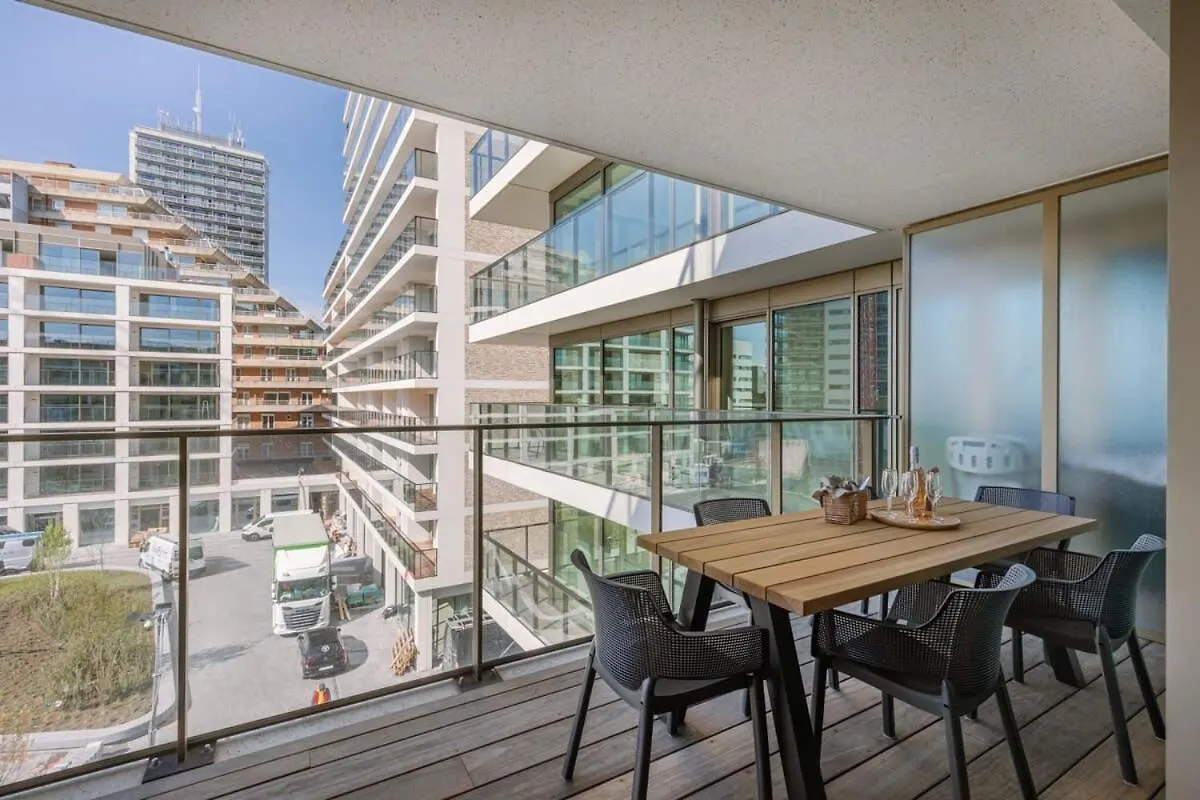 Huswell - Modern Apartment With South Facing Terrace Ostend