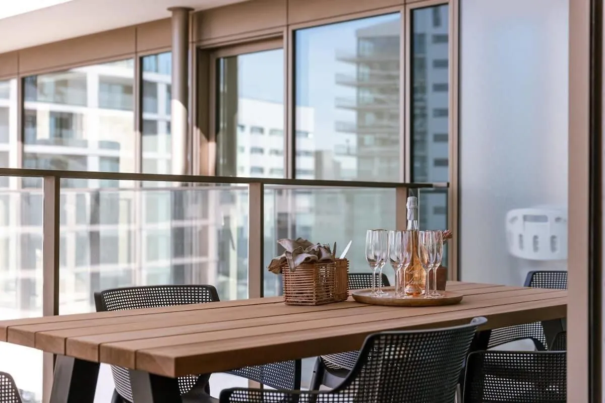 Huswell - Modern Apartment With South Facing Terrace Ostend
