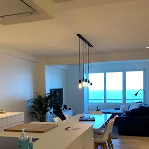 Oskar Luxe Op Zeedijk Met Zeezicht Apartment